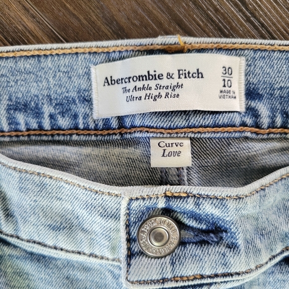 Abercrombie & Fitch Ankle Straight Ultra High Rise Jeans Size 30 Curve Love - Picture 3 of 11